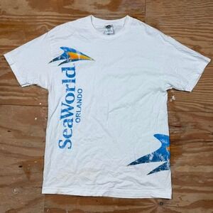 white seaworld streetwear style graphic tee